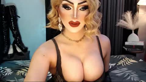 PRIESTESS CHANNEL online show from September 2025 01:17:01 AM