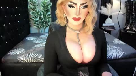 PRIESTESS CHANNEL online show from October 2025 09:37:01 PM