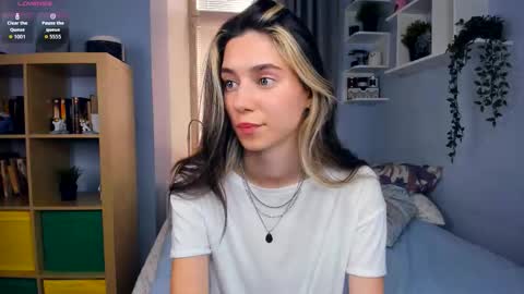 Shelley online show from September 2025 07:35:02 AM