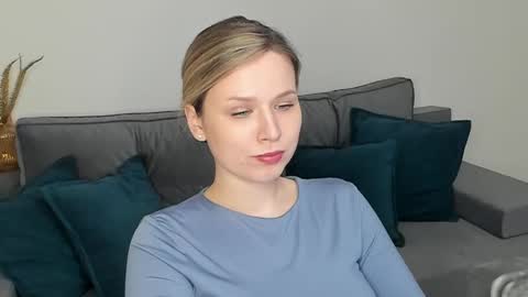 Snapshot of missdariross chatting on January 2025 06:07:01 PM Miss Darina Ross online show from January 2025 06:07:01 PM