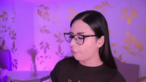 Snapshot of misselektra__ chatting on July 2026 04:04:01 AM ELEKTRA online show from July 2026 04:04:01 AM