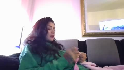 melodie  online show from January 2025 05:13:01 AM