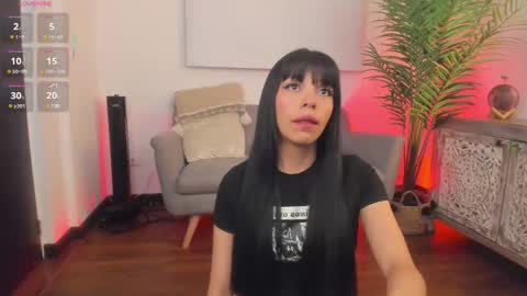 Julieta Arboleda   but i like call me esme online show from February 2025 11:11:02 AM