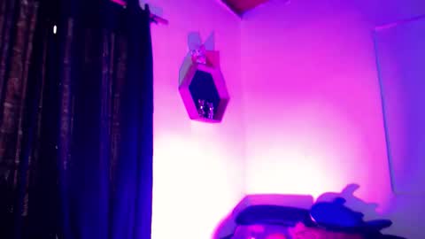 Fer online show from March 2026 06:34:02 PM