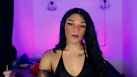 Fer online show from May 2026 01:03:02 AM