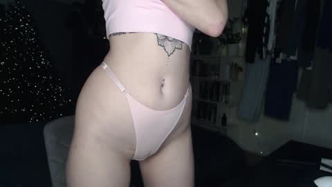 Snapshot of missfiti chatting on December 2024 02:21:01 PM missfiti online show from December 2024 02:21:01 PM