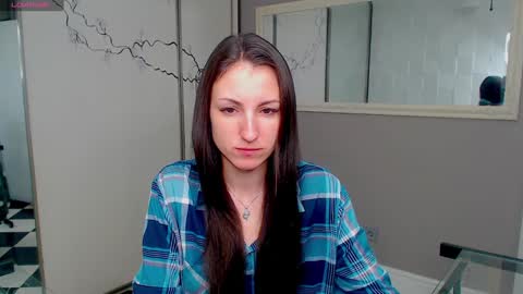 Sofia online show from January 2025 06:33:01 AM