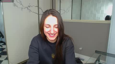 Sofia online show from February 2025 01:22:01 PM
