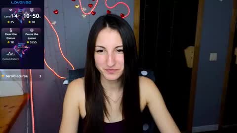 Sofia online show from October 2025 12:47:02 PM