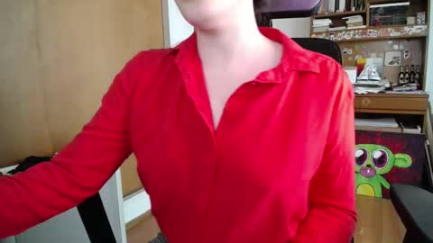 Ivana online show from October 2025 05:03:01 PM