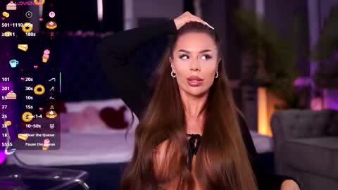 Snapshot of misskiarra chatting on November 2025 08:06:01 AM misskiarra online show from November 2025 08:06:01 AM