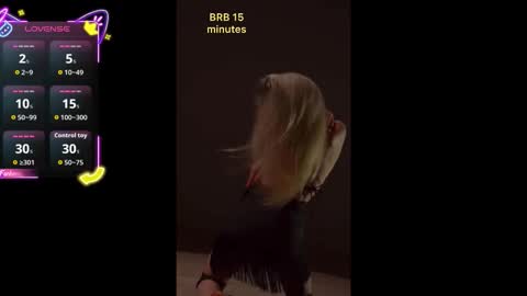 misskristel online show from September 2025 09:11:01 AM