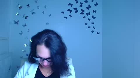 Christina online show from January 2026 12:20:01 PM