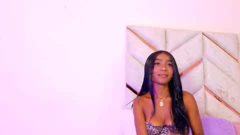 lyly  independient model online show from April 2026 03:50:02 PM