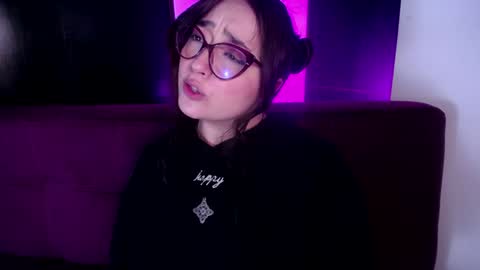 Miss Loise online show from December 2024 07:40:02 PM