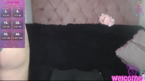 Snapshot of misslucyy1 chatting on March 2025 09:53:01 PM luccy online show from March 2025 09:53:01 PM