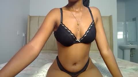 Snapshot of misslunah1 chatting on March 2026 07:46:02 AM lunah online show from March 2026 07:46:02 AM