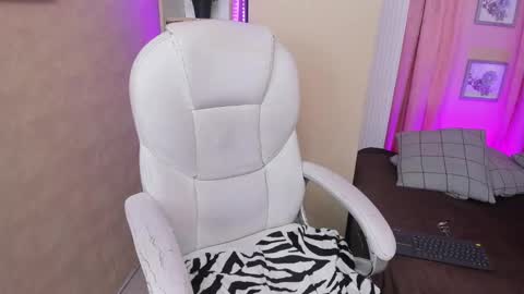 Snapshot of misslynn_ chatting on March 2025 04:13:01 AM i am lyn online show from March 2025 04:13:01 AM