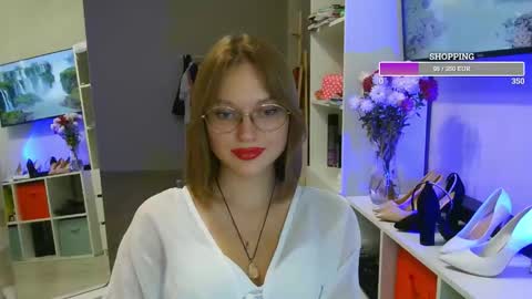 Snapshot of missmariat chatting on November 2025 06:42:02 PM OneGoddess online show from November 2025 06:42:02 PM