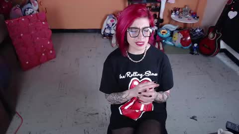 Miss Mia online show from March 2025 04:33:02 PM