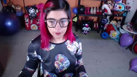 Miss Mia online show from September 2025 02:51:01 PM