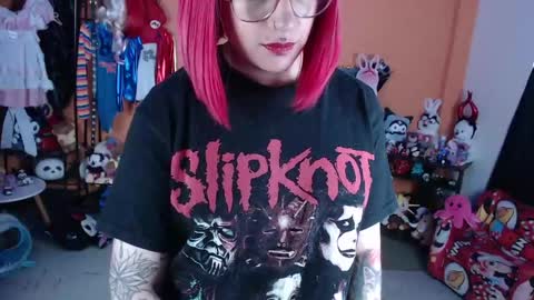 Miss Mia online show from April 2026 12:29:02 PM