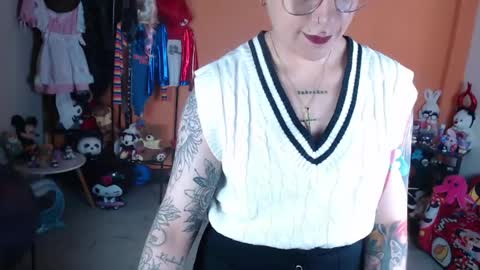 Miss Mia online show from June 2026 12:40:02 PM