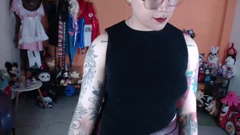 Miss Mia online show from July 2026 02:04:01 PM