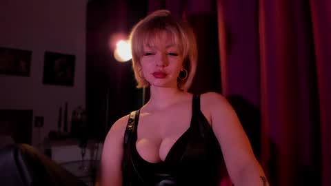   online show from December 2024 08:11:01 AM