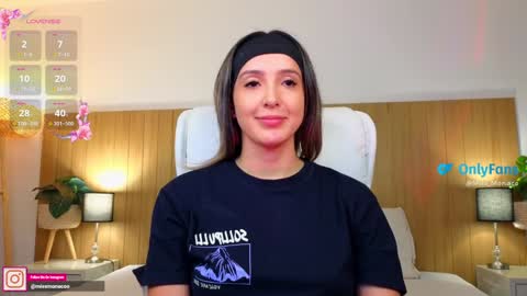 Emma Rivera online show from December 2024 01:00:02 AM