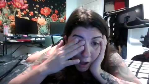 Snapshot of missmonatoyou chatting on May 2026 11:35:01 PM MissMona online show from May 2026 11:35:01 PM
