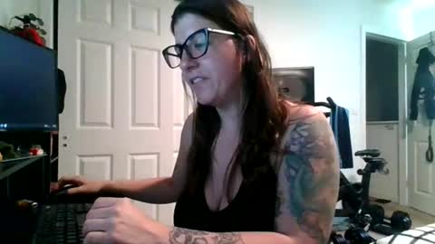 Snapshot of missmonatoyou chatting on May 2026 10:34:02 AM MissMona online show from May 2026 10:34:02 AM