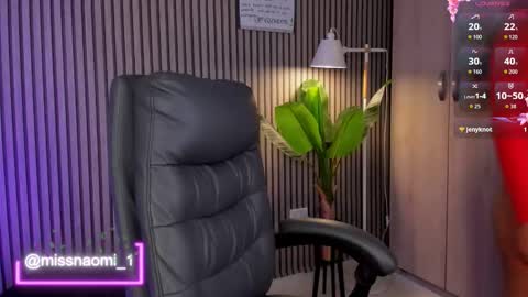 Naomi online show from September 2025 03:21:01 AM