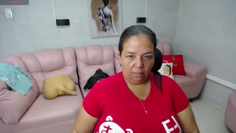 Snapshot of misspenelopenipples chatting on December 2024 12:11:02 PM Penelope online show from December 2024 12:11:02 PM