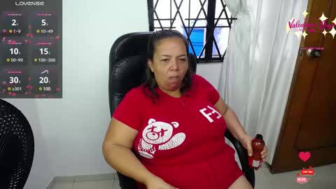 Snapshot of misspenelopenipples chatting on February 2025 12:05:02 PM Penelope online show from February 2025 12:05:02 PM