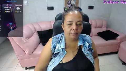 Snapshot of misspenelopenipples chatting on February 2025 12:04:02 PM Penelope online show from February 2025 12:04:02 PM