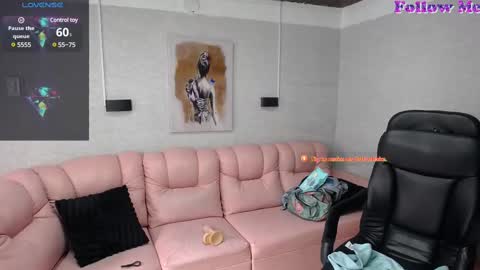 Snapshot of misspenelopenipples chatting on February 2025 03:08:01 PM Penelope online show from February 2025 03:08:01 PM