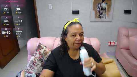 Snapshot of misspenelopenipples chatting on October 2025 12:06:01 PM Penelope online show from October 2025 12:06:01 PM