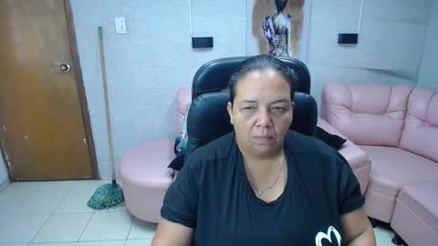 Snapshot of misspenelopenipples chatting on November 2025 11:43:02 AM Penelope online show from November 2025 11:43:02 AM