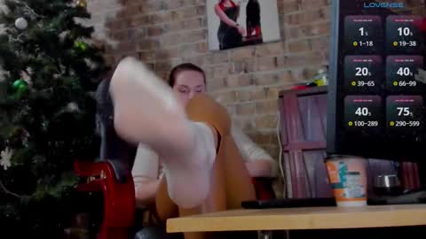 Miss Venus online show from January 2025 10:40:01 AM