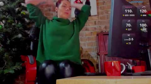 Miss Venus online show from February 2025 10:32:02 AM