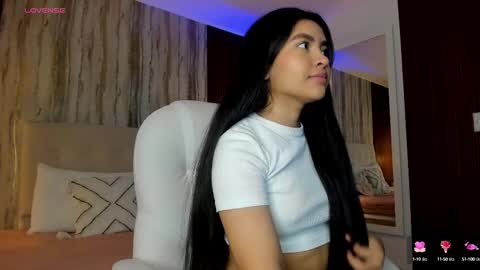 Snapshot of missprada chatting on March 2025 11:40:02 AM Emma Prada online show from March 2025 11:40:02 AM