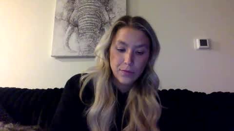 Alyssa online show from April 2026 01:42:02 AM