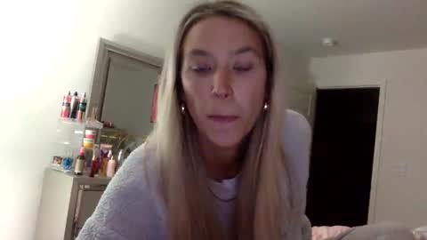 Alyssa online show from May 2026 01:01:01 AM