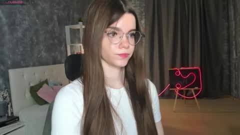 misss_evelyne online show from December 2025 01:43:02 AM