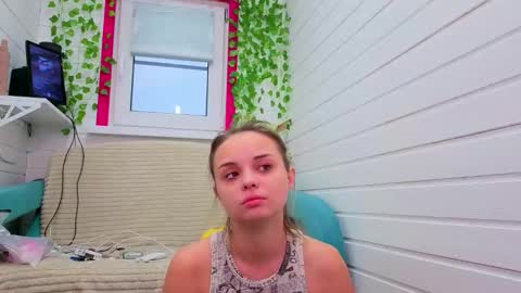 . online show from November 2025 06:35:01 AM