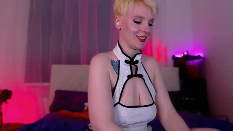 Snapshot of missseverina chatting on November 2025 11:40:02 PM Severina but you can call me Miss Goddess Pretty online show from November 2025 11:40:02 PM