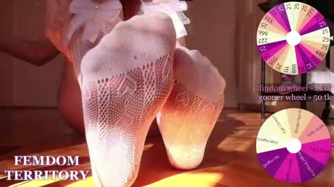 Misss Lola Angel online show from May 2026 02:47:01 PM