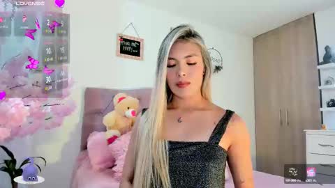 Snapshot of misssofiia_7 chatting on September 2025 04:38:02 AM ... Independent model online show from September 2025 04:38:02 AM