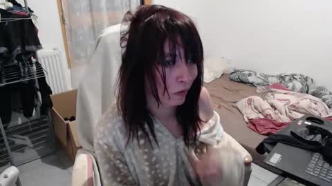 missthon online show from November 2025 06:23:01 AM